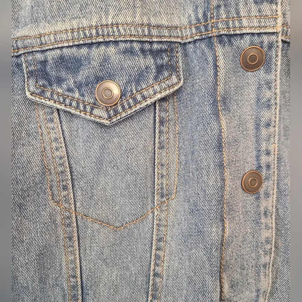 Tribal Jeans‎ Embroidered Roses Denim Jacket, Blue, Women's Petite S, Bue & Red - Picture 3 of 7